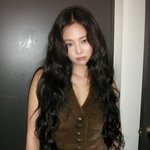 제니 펄 자켓 코디 이쁘다