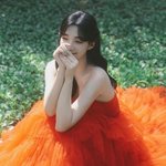 [모두드루와] '이혼' 율희, 애셋맘 맞아?…오프<b>숄더</b>로 뽐낸 가녀린...
