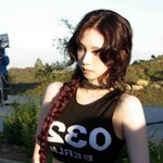 [<b>엔터</b>톡] 에스파 카리나, 비현실적 미모