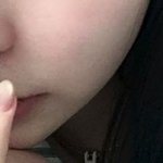 이 목걸이 <b>어디</b>거임?