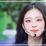 제니 음중 <b>직캠</b> 썸네일 개예쁨