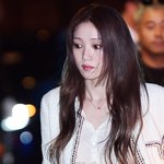 [포토]이성경, 조세호 결혼식 왔어요