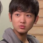 김혜윤 <b>배우</b> 이 분 <b>닮음</b>