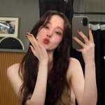 [모두드루와] 우아+과감한 노출?… 전종서, '시선강탈' 입술 쭉