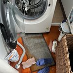 베란다 하수구에 음쓰 버리는 무개념집..