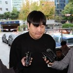 “죄송합니다” 이진호, 불법<b>도박</b> 고백 8일 만에 강남경찰서 출석