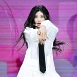 원희 이 <b>의상</b> 고트다