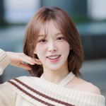 [엔터톡] 레드벨벳 웬디, ‘저 머리 많이 길었죠?’…‘자랑하고...