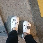 친구가 이사진 보내면 <b>크록스</b> 짭이구나 생각듦??