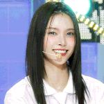 아일릿 윤아 <b>흑발</b> vs 갈발 비교