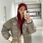 레드벨벳 조이, 빨강머리 여신..인형이 따로없네