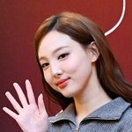 [<b>MD</b>포토] 트와이스 나연, '행복 가득 손인사'