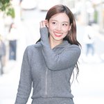 [포토] 트와이스 나연, 가로수길 과즙러