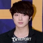 '슈돌 하차→11월 공연 진행' 최민환, 업소 출입 논란에 활동...