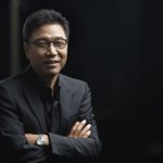 이수만, 엔터계 복귀…신인 '루키즈' 공개