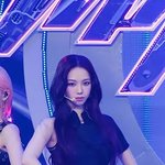 카리나 이번 위플래시 뭔가 <b>어색</b>해보임