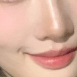 이렇게 <b>코</b> <b>옆</b>에 그림자 아예 없는 거