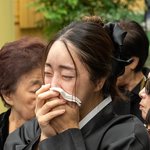 [현장포토] "엄마, 가지마"…서효림, 시어머니 故 김수미 <b>배웅</b>