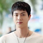[단독]<b>BTS</b> 진, 부산에 뜬 '월와핸'..차태현→오상욱과 '핸썸가이즈'...