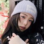 장원영, 포근한 분위기…사랑스러운 겨울 소녀