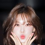 레드벨벳 웬디, ‘앙큼뽀짝 <b>체리</b> 입술’ (웬디의 영스트리트 출근길)...