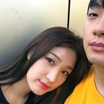 업소폭로 후 '생계형 인플루언서 침묵<b>ing</b>'…추억 영상은 그대로...