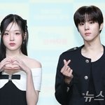 김우석·강나언, 열애는 인정했지만…무표정 속 포토<b>타임</b>