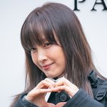[포토] 이나영, 방탄 <b>하트</b>야