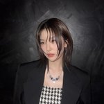 레드벨벳 슬기, '힙스터' 변신…쭉 뻗은 각선미도 눈길 [<b>N샷</b>]