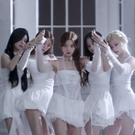 있지 뮤비에 차기 걸그룹 나왔대