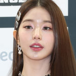 ‘지압판 위 <b>미동</b>도 없음’ 아이브 장원영, 고통 못 느끼나