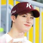 야구 찐팬이자 <b>성덕</b>인 것 같은 남자 아이돌