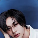 시즌그리팅에서 주근깨 메이크업한 라이즈