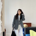 돌싱 기은세, 재킷만 걸쳐도 빛나는 패셔니스타 “그레이 사랑”