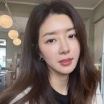 '남편 논란' 박한별, 6개월만에 결별했다 "알려야 할 것 같아"