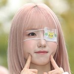 히토미, <b>안대</b> 투혼