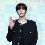 김우석 군입대…강나언과 열애 인정 <b>열흘</b>만