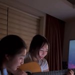 <b>전미라</b>윤종신 두 딸 이렇게 컸어? 父닮아 기타 노래도 수준급