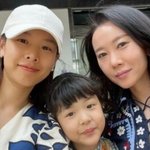 조윤희, 딸 '<b>동반</b> 양육자' 여배우 급 친언니 공개 [순간포착]