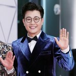 [단독]'국민 <b>MC</b>' 김성주, 김용만 품 떠나 FA로..뭉친프로젝트...