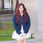 와인빛으로 톤 다운한 헤어<b>컬러</b>’ (동물농장 출근길) [HD포토]