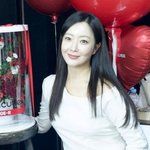 '47세' 김희선, 올화이트룩으로 청순미 <b>발산</b>... 일상이 화보