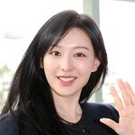 김지원, 감동 눈물..해외 팬미팅 이벤트에 울컥 "진짜 필요할...