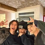 지드래곤, 신곡 또 낸다…'2024 <b>MAMA</b>'서 빅뱅 완전체 전격...