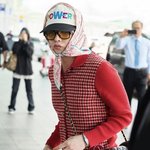 최근 스카프 머리에 쓰는 걸 미는 중인 지디