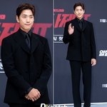 [현장포토] "멋짐을 입었어"…<b>성준</b>, 올블랙 수트핏