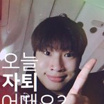 얘들아 제발 엎드려서 자지마..