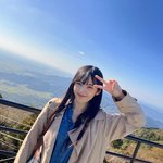 '학폭 <b>폭</b>로' 서신애, 근황 공개…앞머리 자르고 리즈 갱신