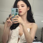 한소희, '셀카' 찍는 모습도 예뻐…뭘 해도 '인형 미모' [<b>N</b>샷]