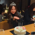 진아름, 세상 <b>화려</b>한 35번째 생일파티…"남궁민은 어디에?"